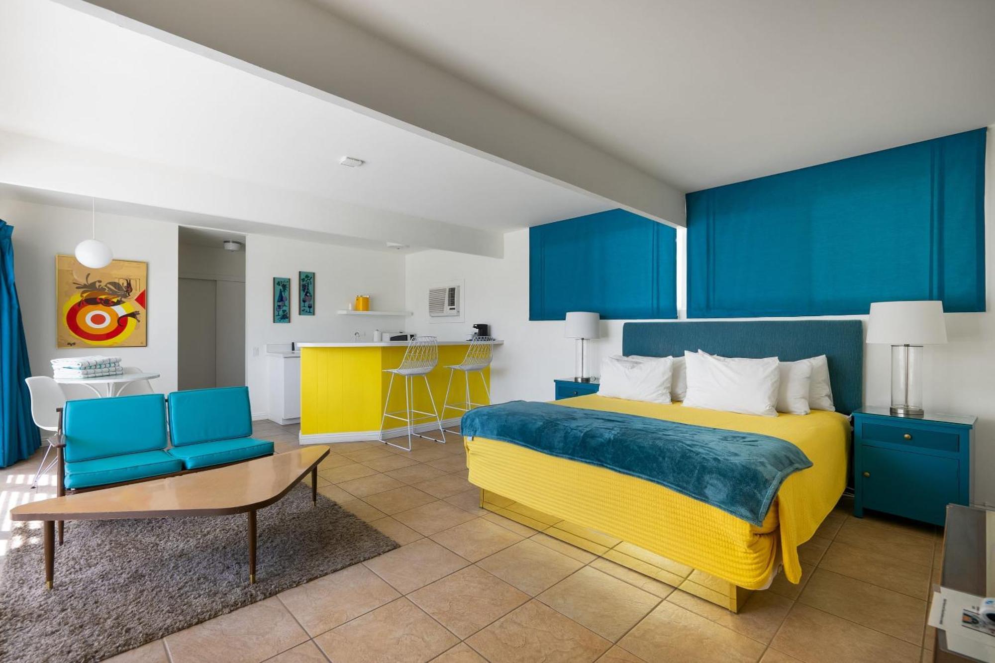 The Monkey Tree Hotel Buyout By Avantstay Entire Hotel Buyout Funky Rooms W Modern Amenities Palm Springs Luaran gambar